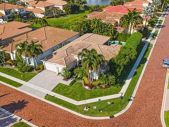 4th image of 6359 Bellamalfi St