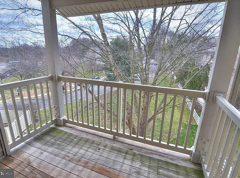 1707 Ascot Way #E — Photo 36