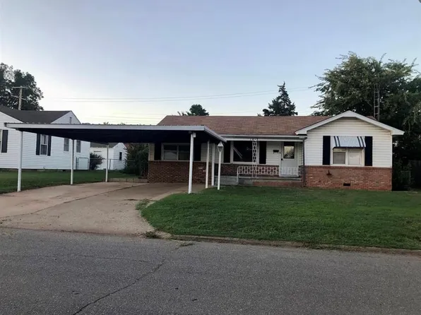1419 Pine Ave, Clinton, OK 73601