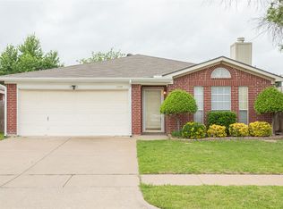 6000 Cohoke Dr, Arlington, TX 76018