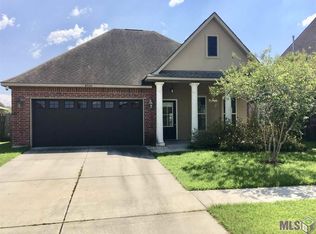 37201 Market Place Dr, Prairieville, LA 70769