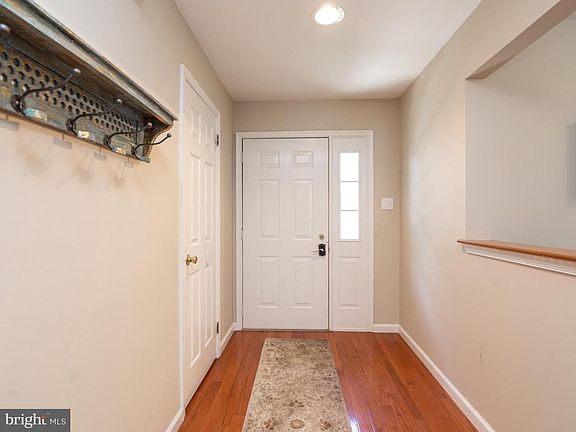 5th image of 177 S Orchard Ave