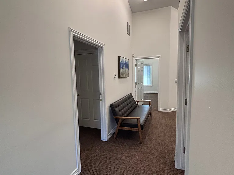 9661 S/700 E — Photo 12