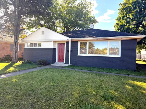881 E Thacker St, Des Plaines, IL 60016