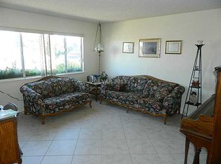 720 Bloomingfield Ln, Las Vegas, NV 89145