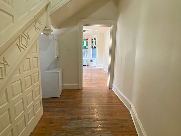 2nd image of 310 N 33rd St APT 1R