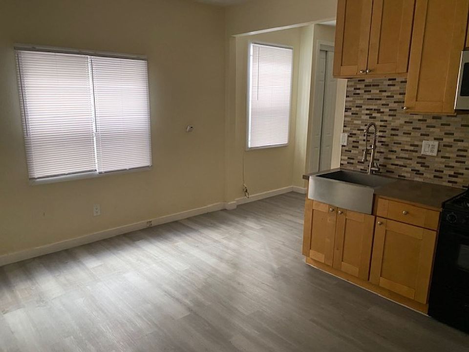 1st image of 327 W 45th St #6A