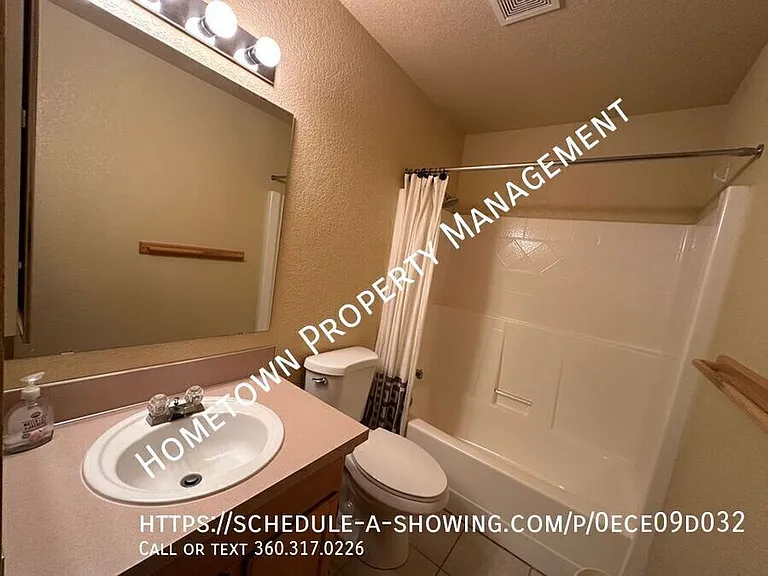 5407 Komachin Loop SE — Photo 24