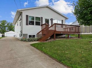2816 Fruitland Blvd SW, Cedar Rapids, IA