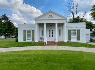 603 W Main St, Carmi, IL 62821