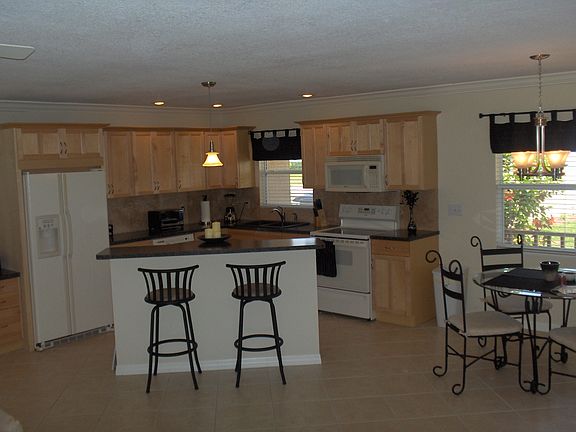 2nd image of 7189 N Leewynn Dr
