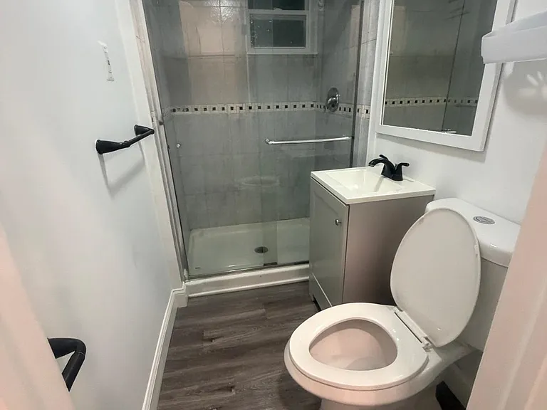 406 Communipaw Ave #4 — Photo 5