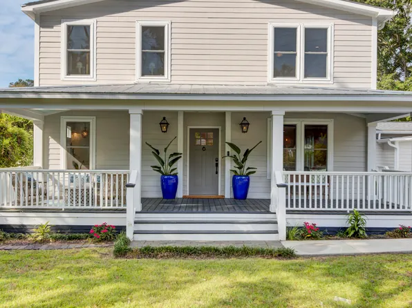 425 Riverland Dr, Charleston, SC 29412