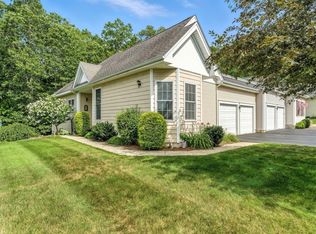 35 Andrews Dr #35, Uxbridge, MA 01569
