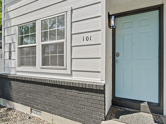 2nd image of 3736 W Rose Hill St #101