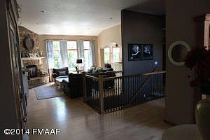 4th image of 437 20th Ave E