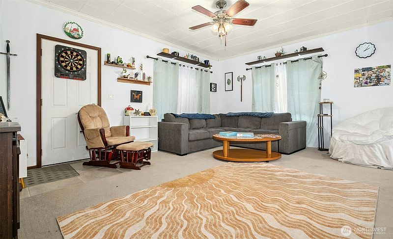 4th image of 515 1st Street