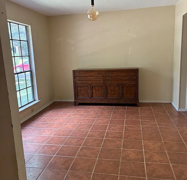 6702 Secession Ln — Photo 7