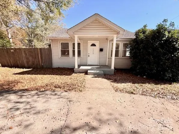 1404 Linwood Rd, Gastonia, NC 28052