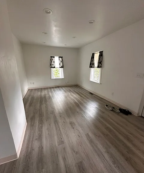 312 Grand Ave #1 — Photo 3