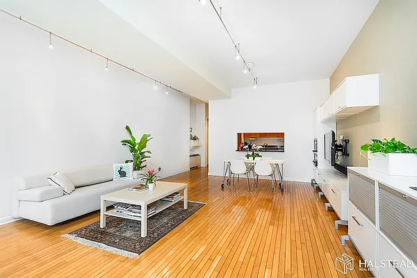 Rented by Brown Harris Stevens | media 24