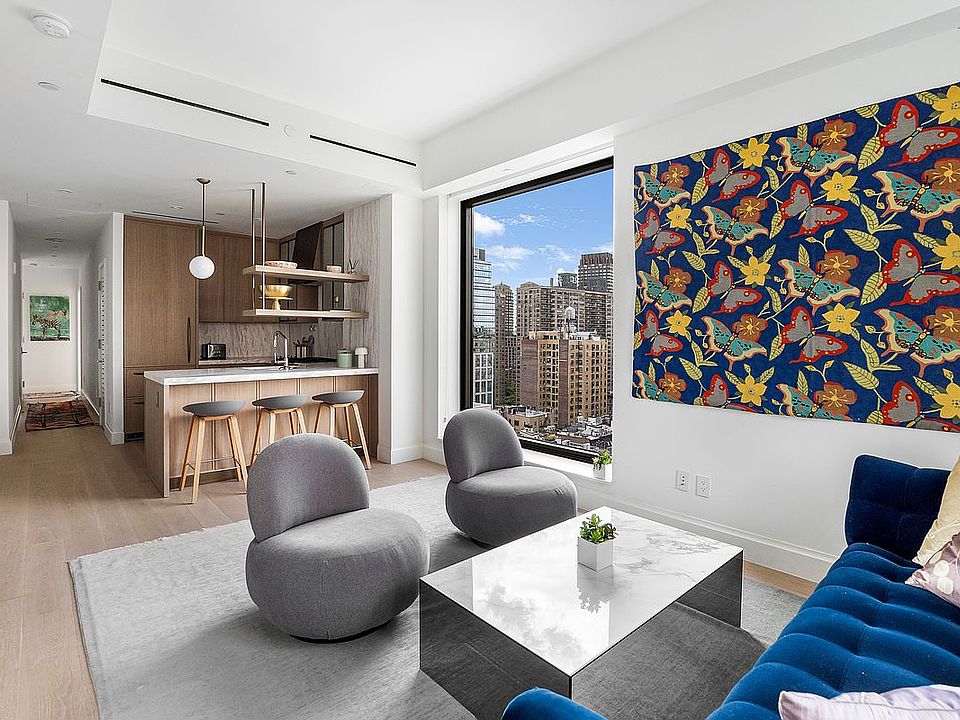 1st image of 214 W 72nd St APT 16