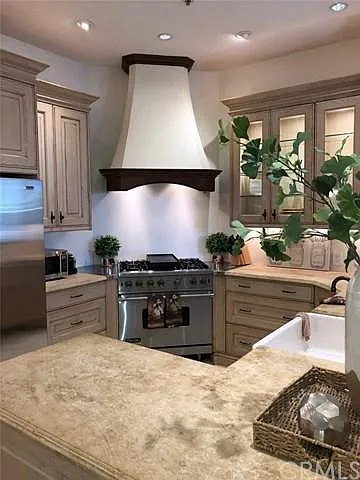 14 Firenze Ct — Photo 6