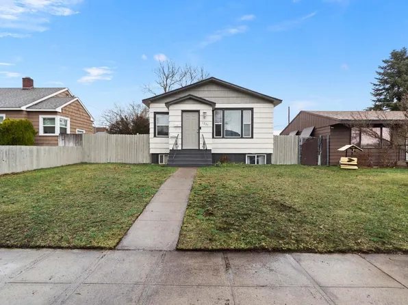 1227 E Augusta Ave, Spokane, WA 99207