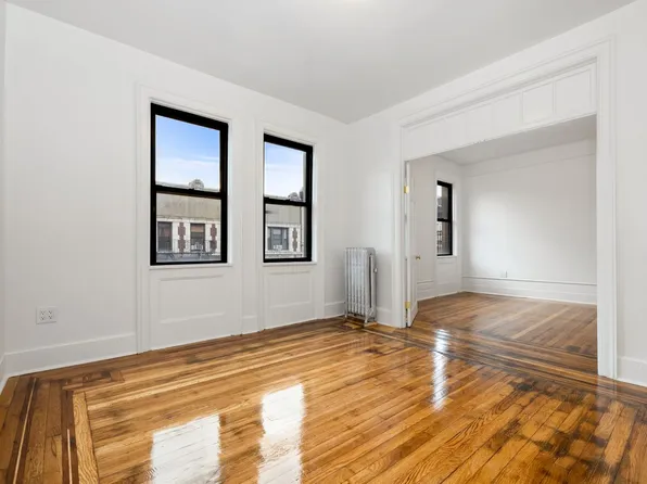 706 West 180th Street image 4 of 7