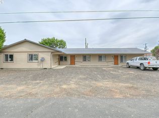 377 E Currant St, Athena, OR 97813