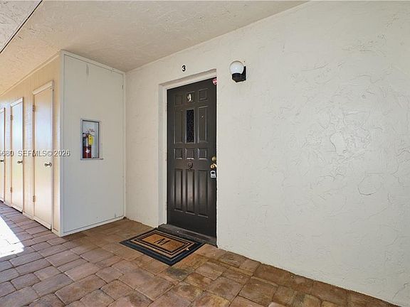3rd image of 4728 Orange Grove Blvd APT 3