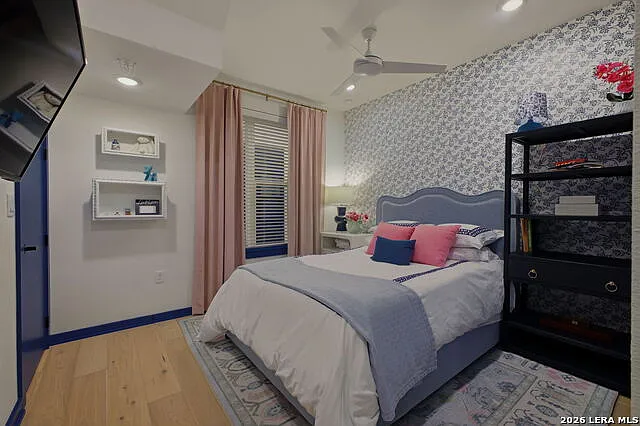 719 E Locust St #4107 — Photo 43