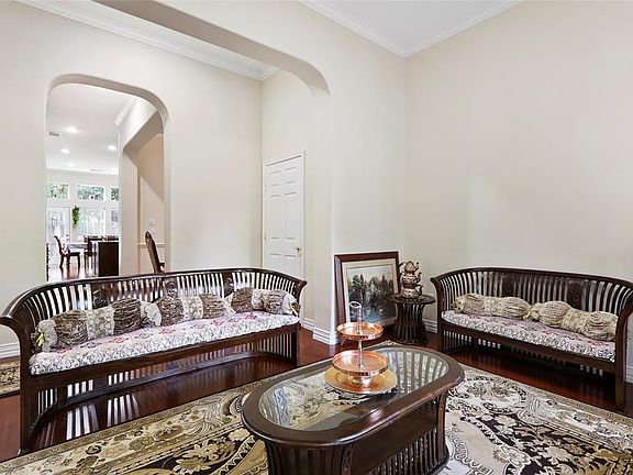 5th image of 16031 Carlisle Park Ln