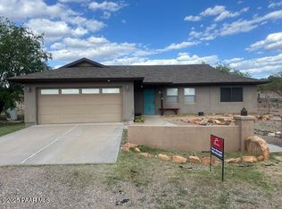 5575 N Debbie Ln, Rimrock, AZ 86335