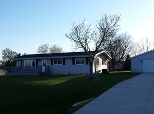 508 Lake Ct, Cascade, WI 53011