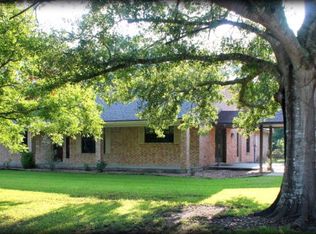 316 County Road 893, Angleton, TX 77515