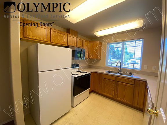 011 Kitchen_03112025