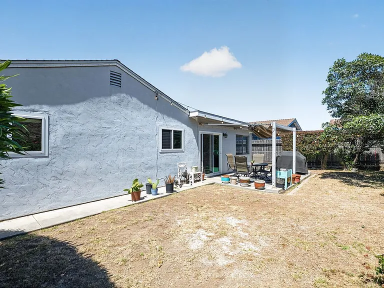 3151 Magellan St — Photo 32