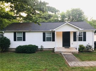 61 Williams St, Hartwell, GA 30643