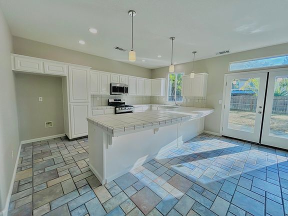 5th image of 2747 E Seeger Court