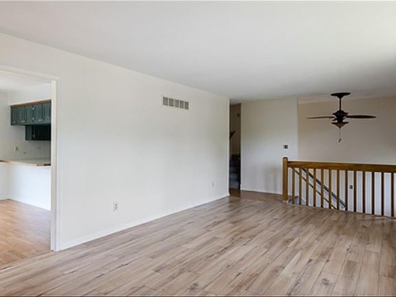 4th image of 11105 Georgia Ave