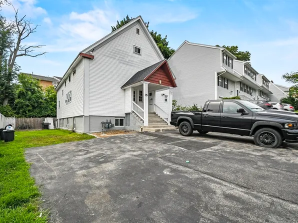 35 Grammont Rd, Worcester, MA 01607