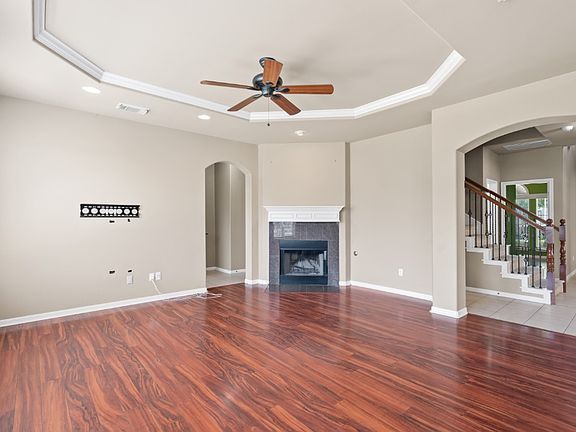 4th image of 1007 Winding Creek Pl