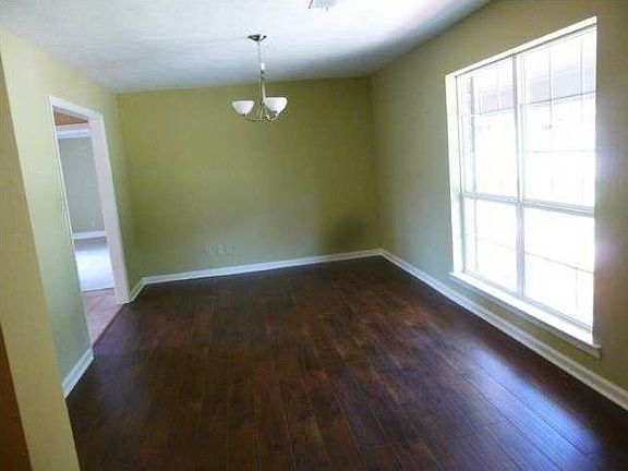 4th image of 3706 Cricklewood Dr