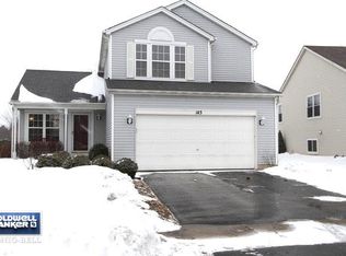 143 Whitehill Dr, Romeoville, IL 60446