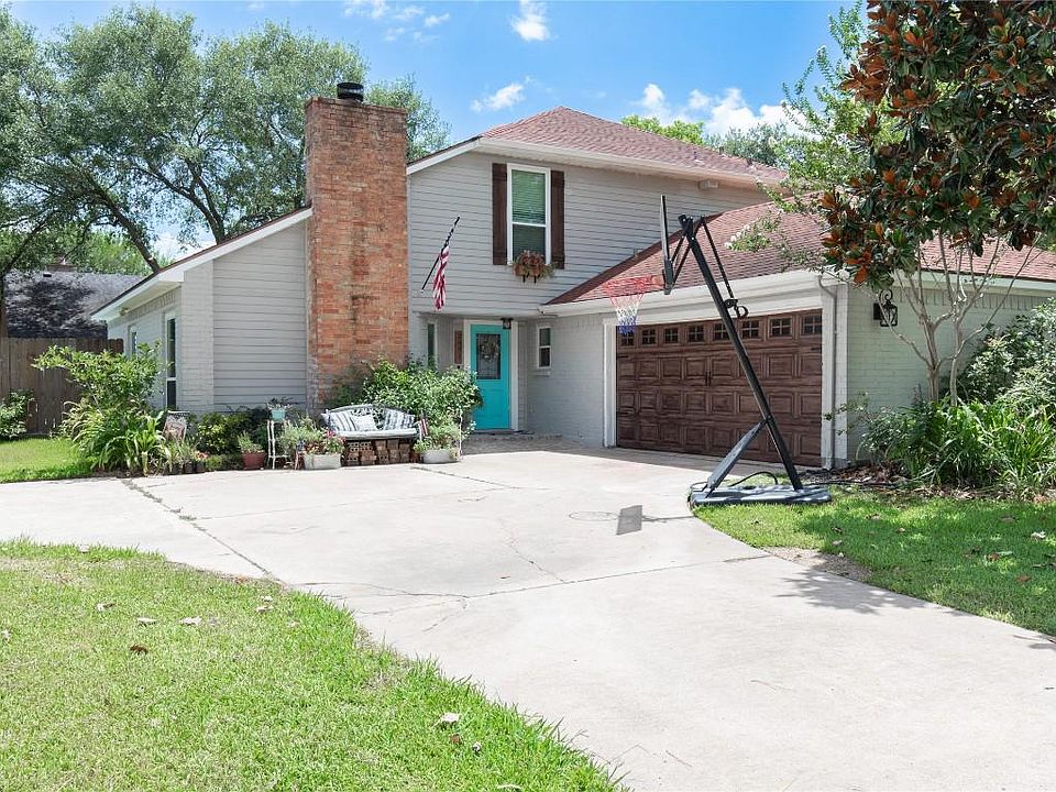 1st image of 2431 Laura Ln