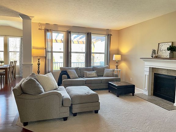 5th image of 16994 Woodshire Dr