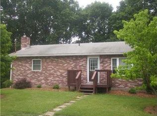 176 Jo Deener Dr, Zelienople, PA 16063