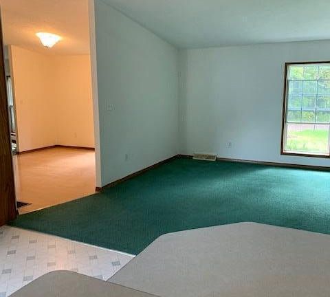 5th image of 13033 Hilltop Dr