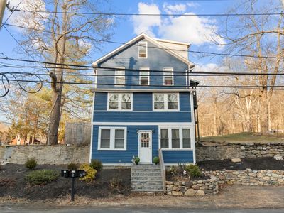 670 Roosevelt Drive, Oxford, CT, 06478